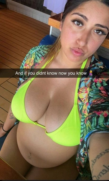 Foto desnuda filtrada de OnlyFans de Bitchhhhlurking