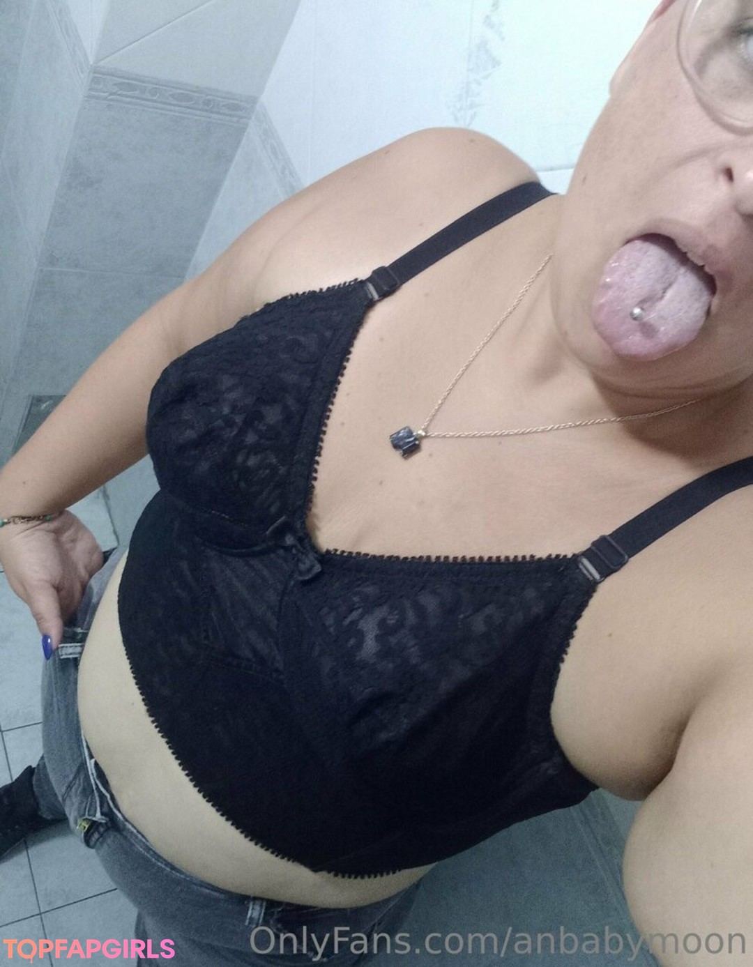 Foto desnuda filtrada de OnlyFans de Anbabymoon #14 Foto desnuda filtrada de OnlyFans de Anbabymoon #14