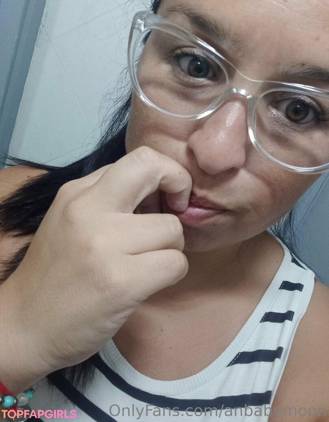 Foto desnuda filtrada de OnlyFans de Anbabymoon #30 Foto desnuda filtrada de OnlyFans de Anbabymoon #30