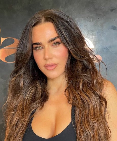 Foto desnuda filtrada de OnlyFans de Cj Perry