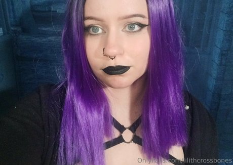 Lilithcrossbones