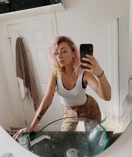 Cami Petyn