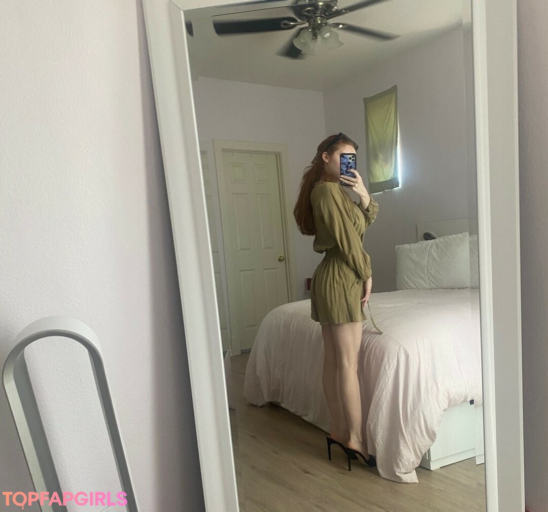 Foto desnuda filtrada de OnlyFans de Francesca Capaldi #263 Foto desnuda filtrada de OnlyFans de Francesca Capaldi #263
