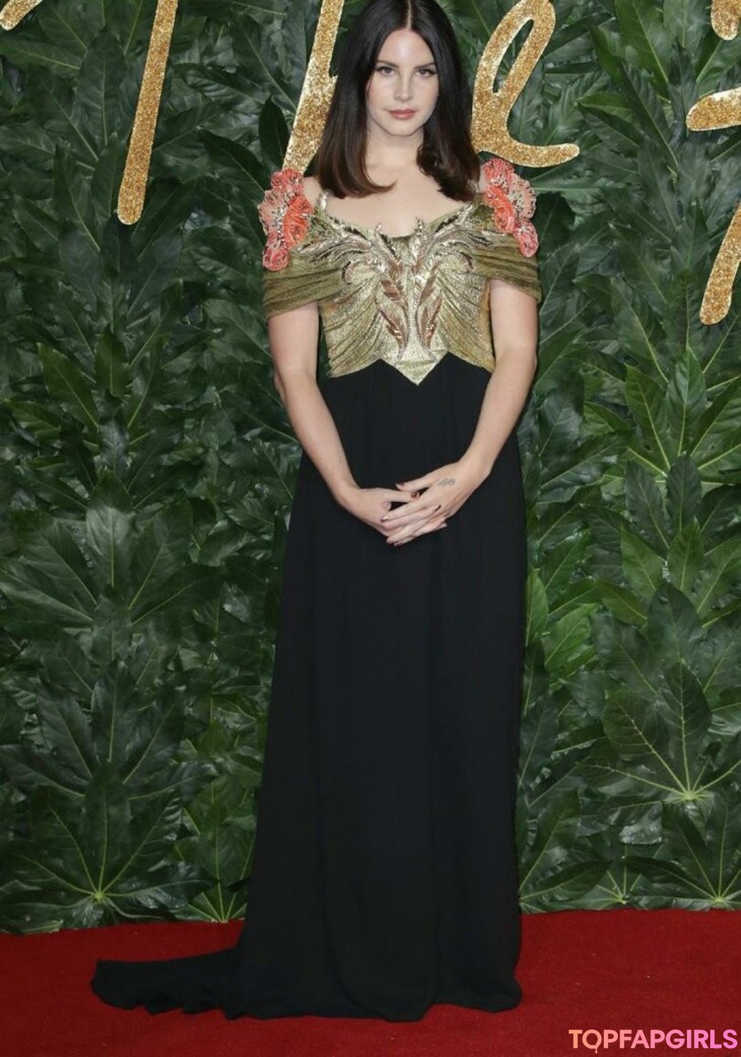 Foto desnuda filtrada de OnlyFans de Lana Del Rey #156 Foto desnuda filtrada de OnlyFans de Lana Del Rey #156