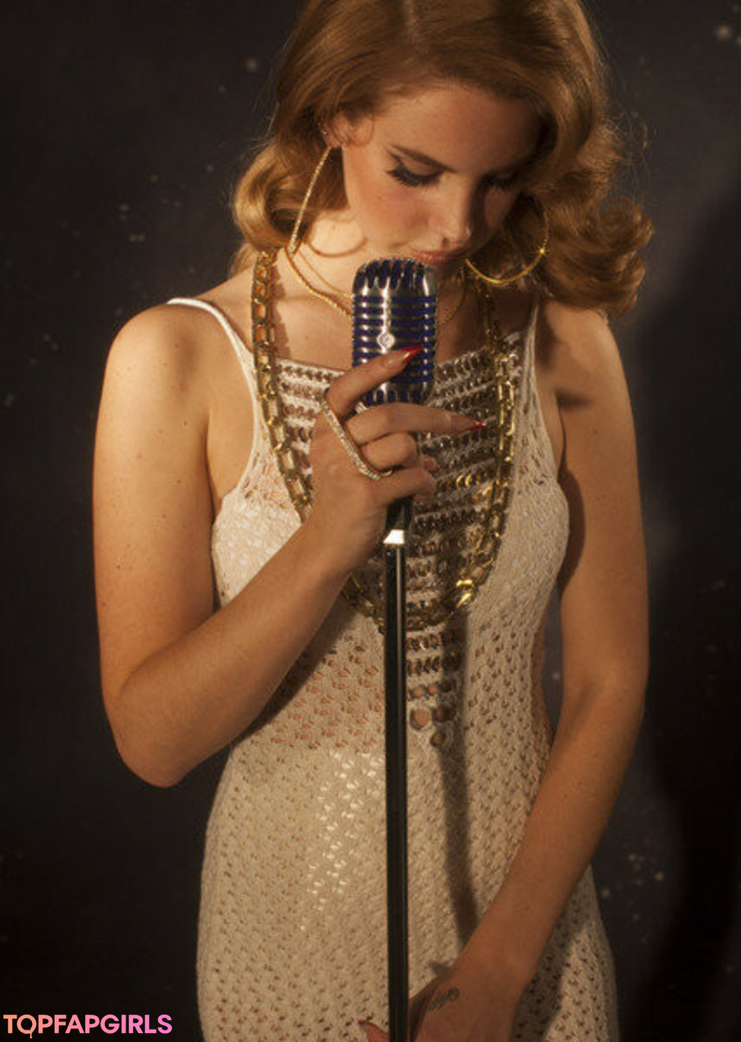 Foto desnuda filtrada de OnlyFans de Lana Del Rey #309 Foto desnuda filtrada de OnlyFans de Lana Del Rey #309