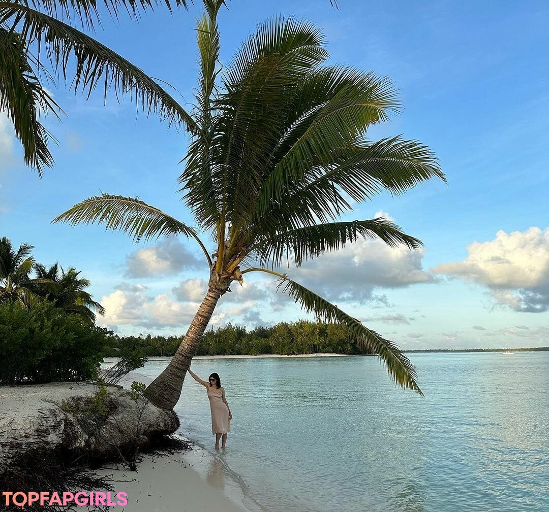 Foto desnuda filtrada de OnlyFans de Alexandra Daddario #1591