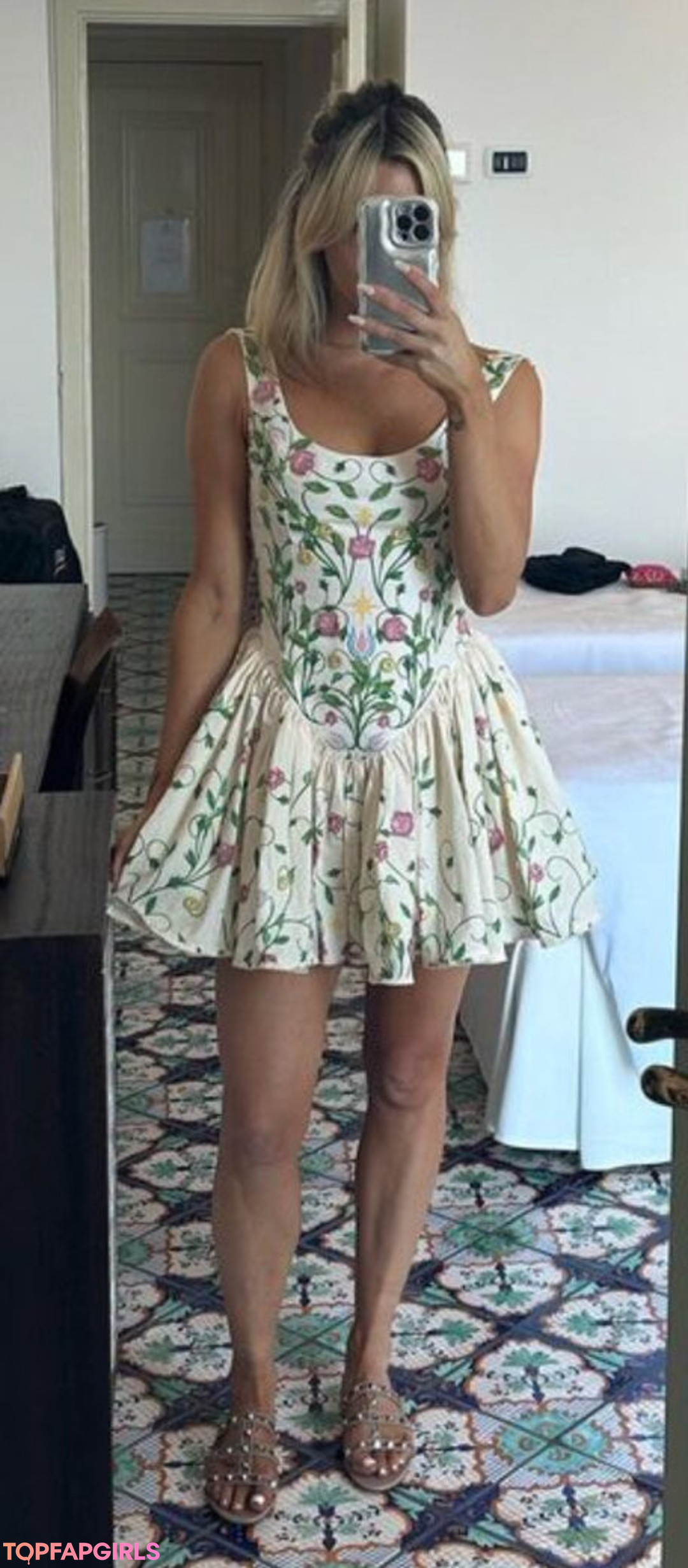 Foto desnuda filtrada de OnlyFans de Ashley Roberts #327 Foto desnuda filtrada de OnlyFans de Ashley Roberts #327