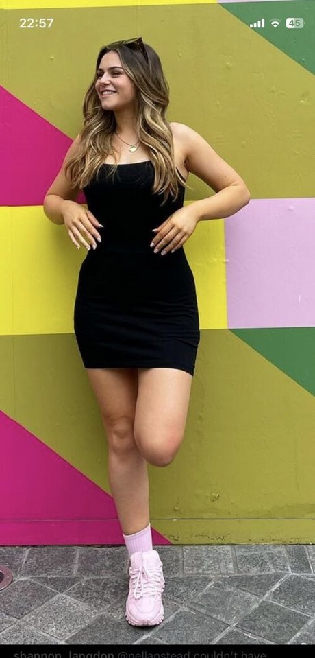 Foto desnuda filtrada de OnlyFans de Shannon Langdon