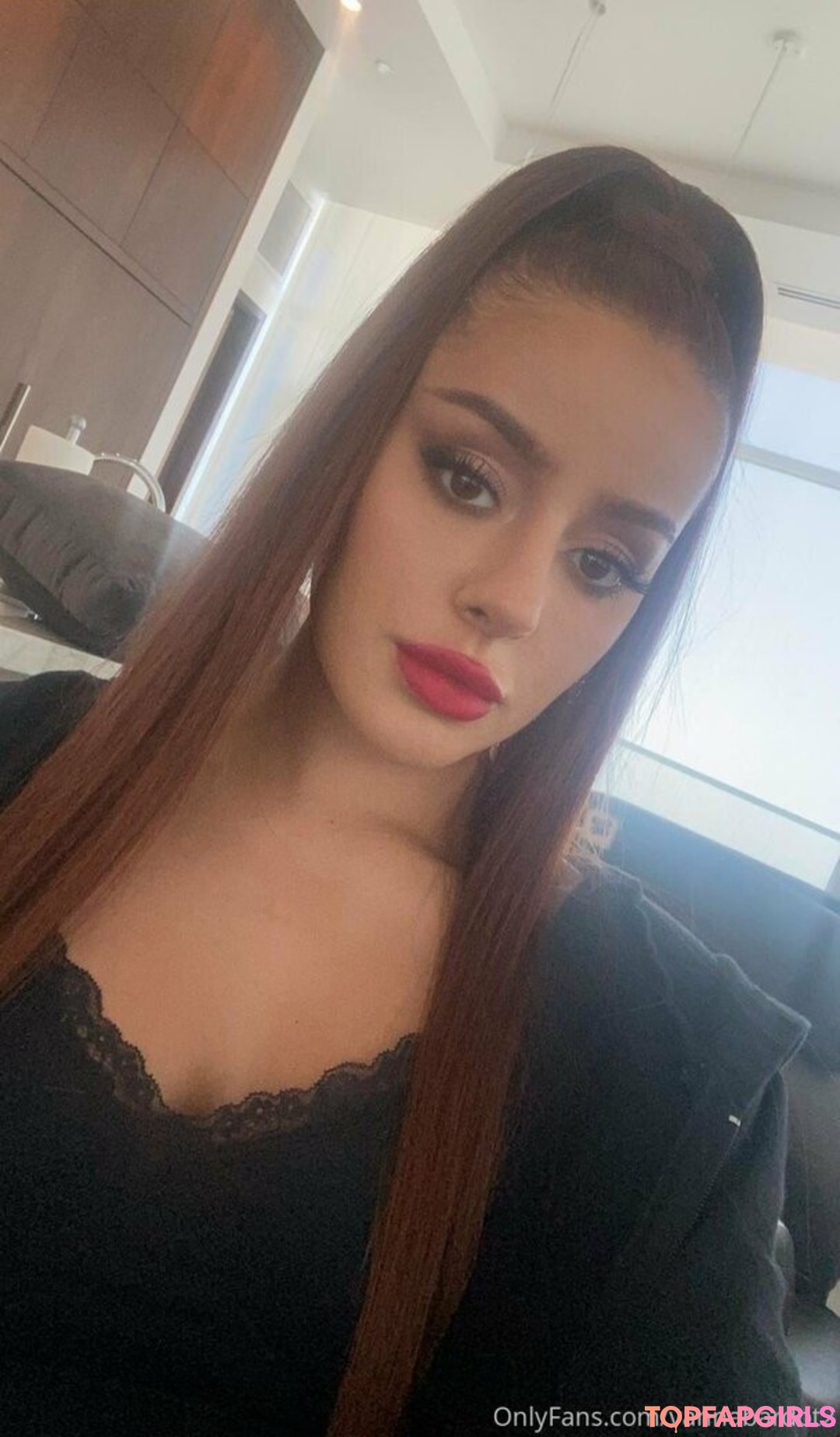 Foto desnuda filtrada de OnlyFans de Vannabardot2 #5 Foto desnuda filtrada de OnlyFans de Vannabardot2 #5