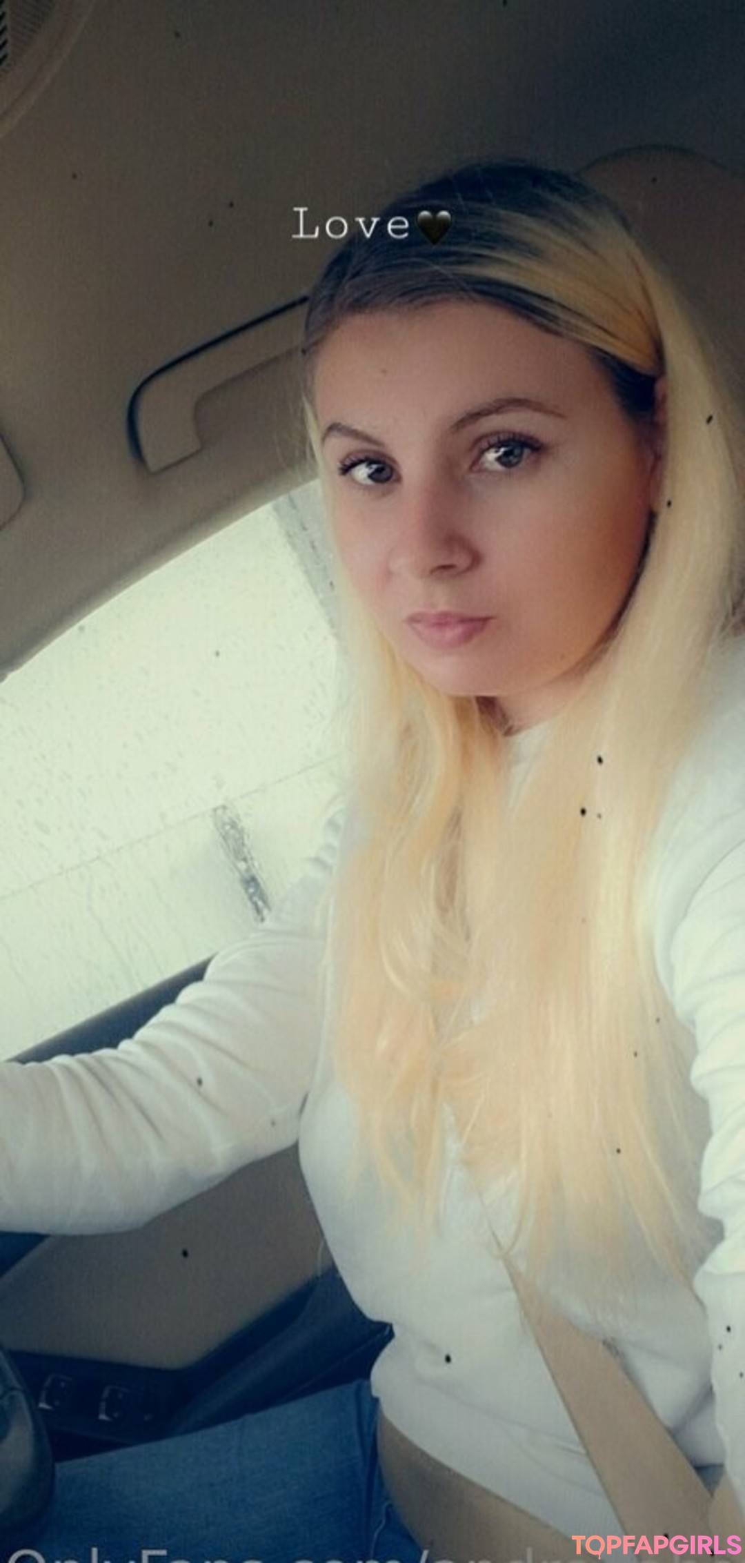 Foto desnuda filtrada de OnlyFans de Andradahot #75 Foto desnuda filtrada de OnlyFans de Andradahot #75