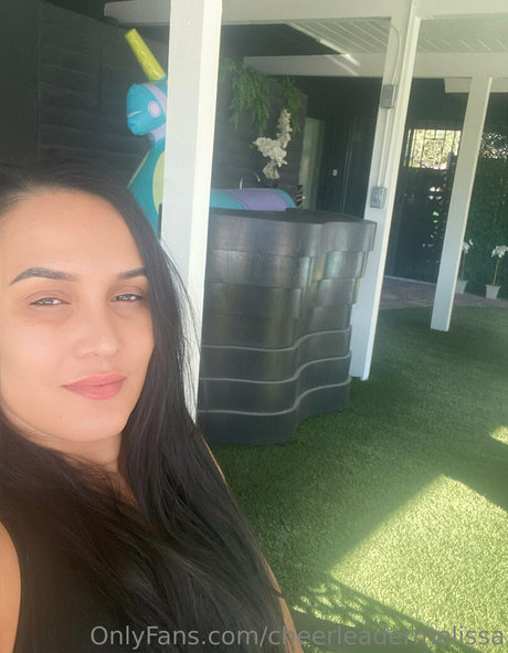 Foto desnuda filtrada de OnlyFans de Cheerleadermelissa