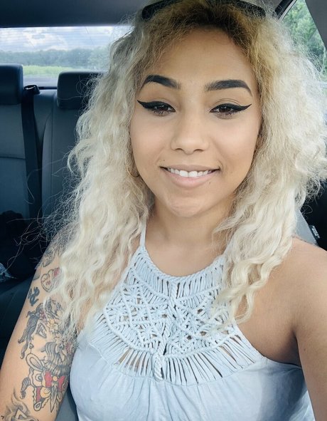 Nadia_bynature