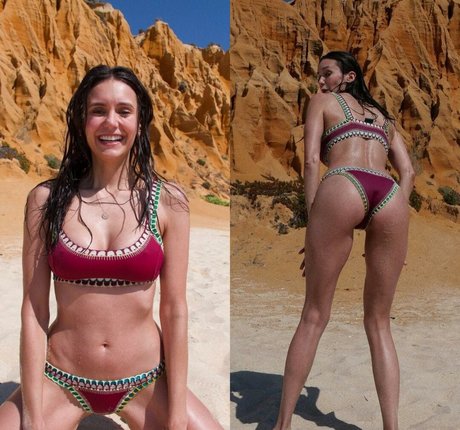 Nina Dobrev