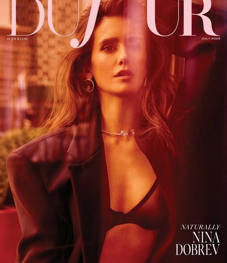 Nina Dobrev