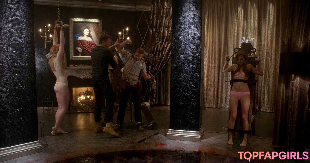 Foto desnuda filtrada de OnlyFans de Deborah Ann Woll #30 Foto desnuda filtrada de OnlyFans de Deborah Ann Woll #30