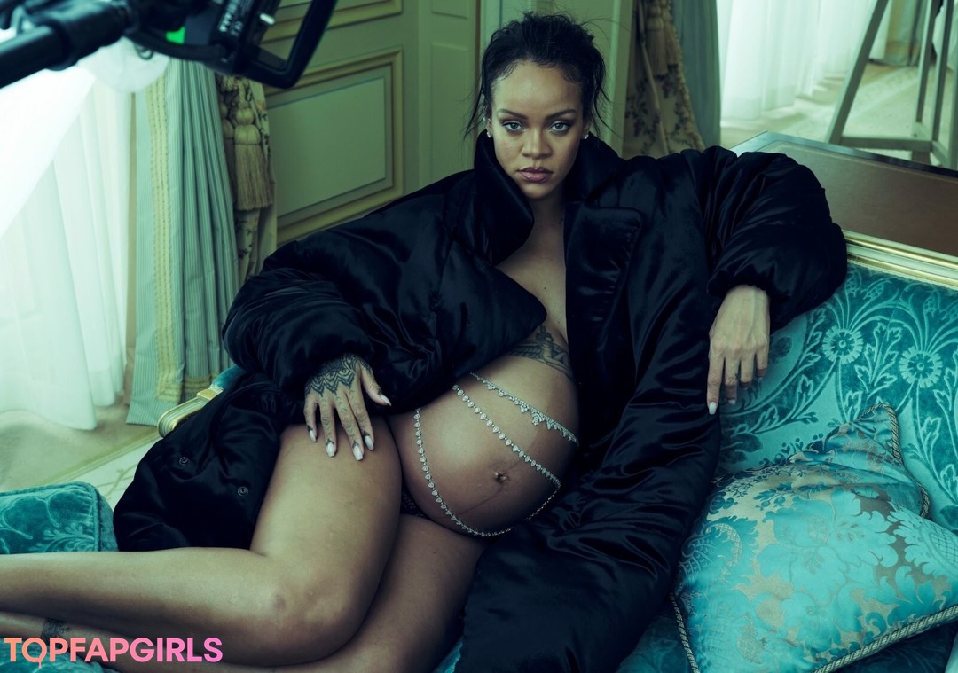 Foto desnuda filtrada de OnlyFans de Rihanna #1179