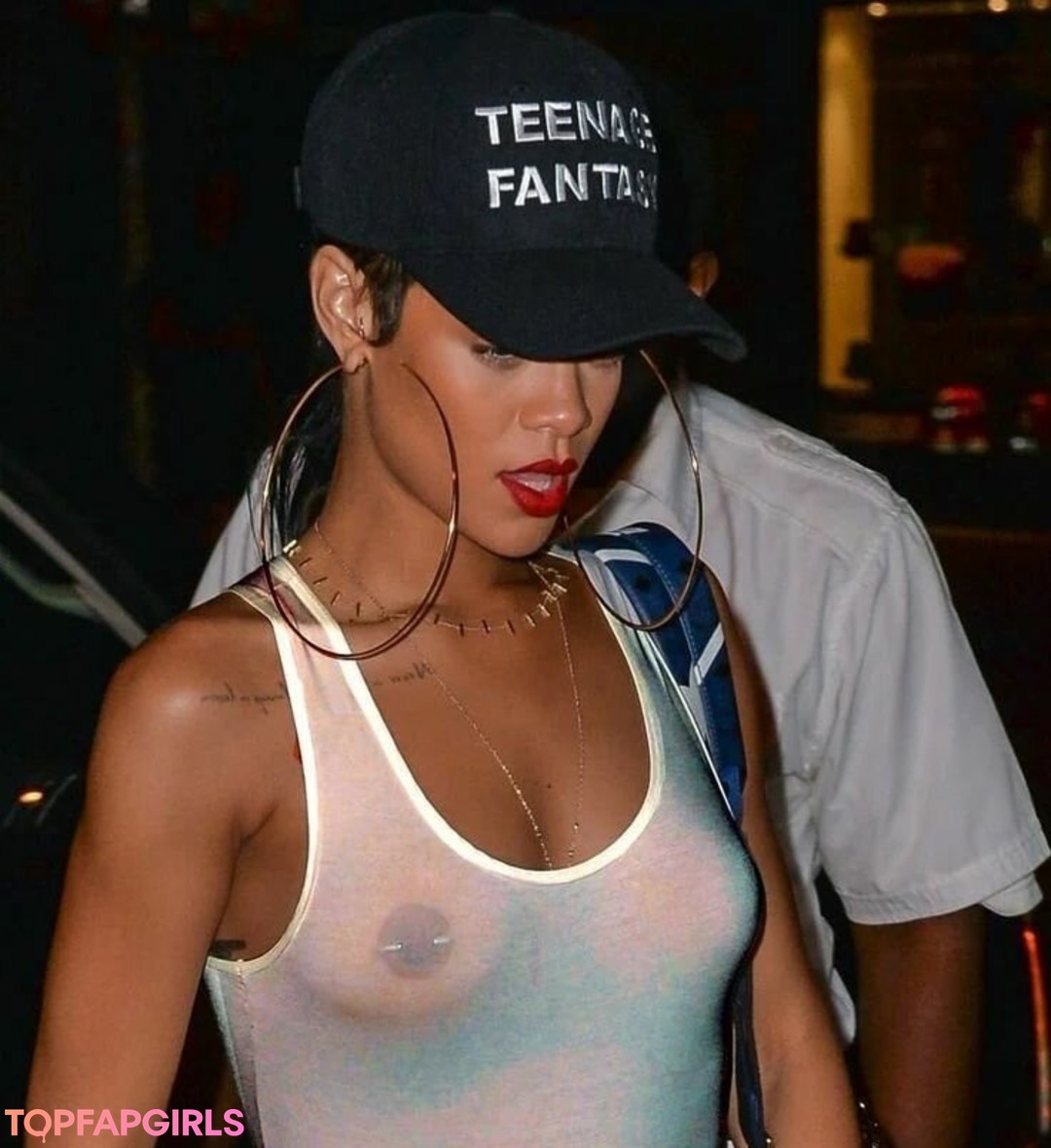 Foto desnuda filtrada de OnlyFans de Rihanna #1193