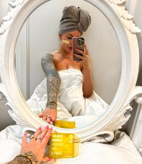 Foto desnuda filtrada de OnlyFans de Beckie Holloway