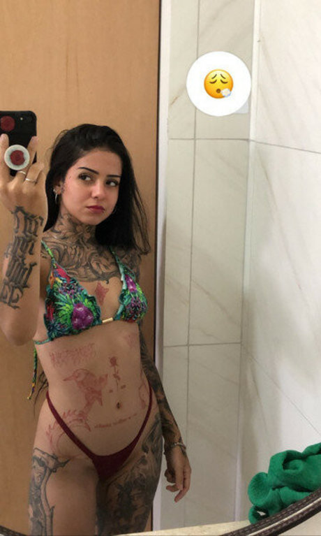 Anna Guimaraes