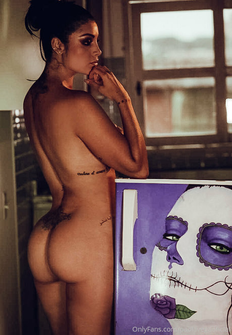 Foto desnuda filtrada de OnlyFans de Paolavegaoficial