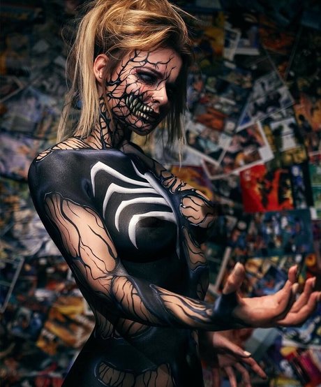 Jannet In Cosplay