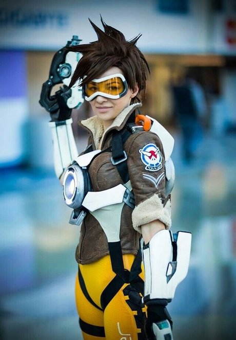 Jannet In Cosplay