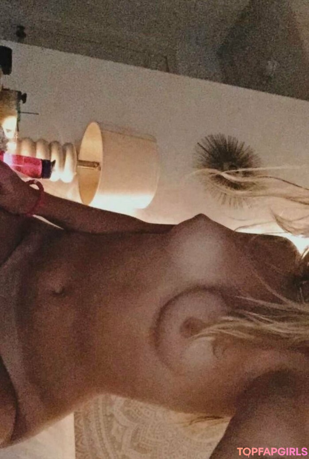 Foto desnuda filtrada de OnlyFans de Uselesscumbucket #85 Foto desnuda filtrada de OnlyFans de Uselesscumbucket #85