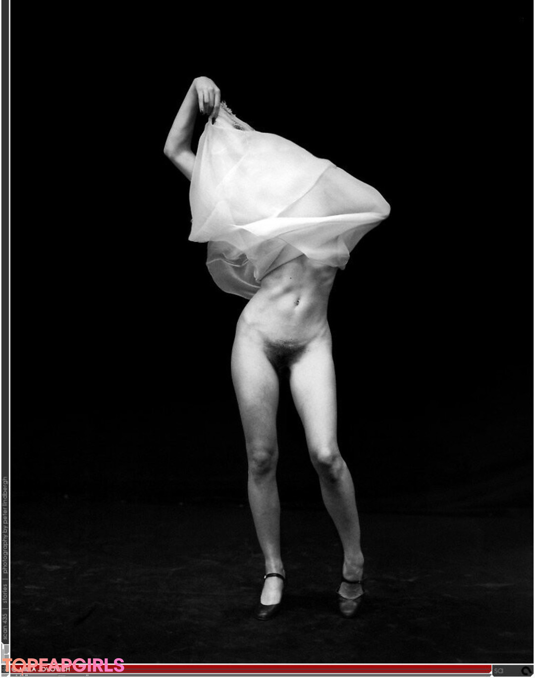 Foto desnuda filtrada de OnlyFans de Milla Jovovich #47 Foto desnuda filtrada de OnlyFans de Milla Jovovich #47