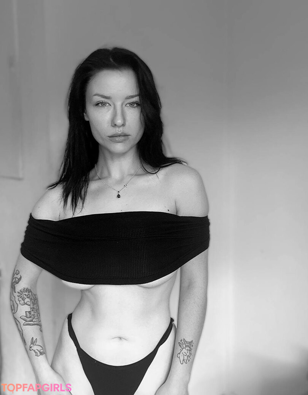 Foto desnuda filtrada de OnlyFans de Innervus #1168