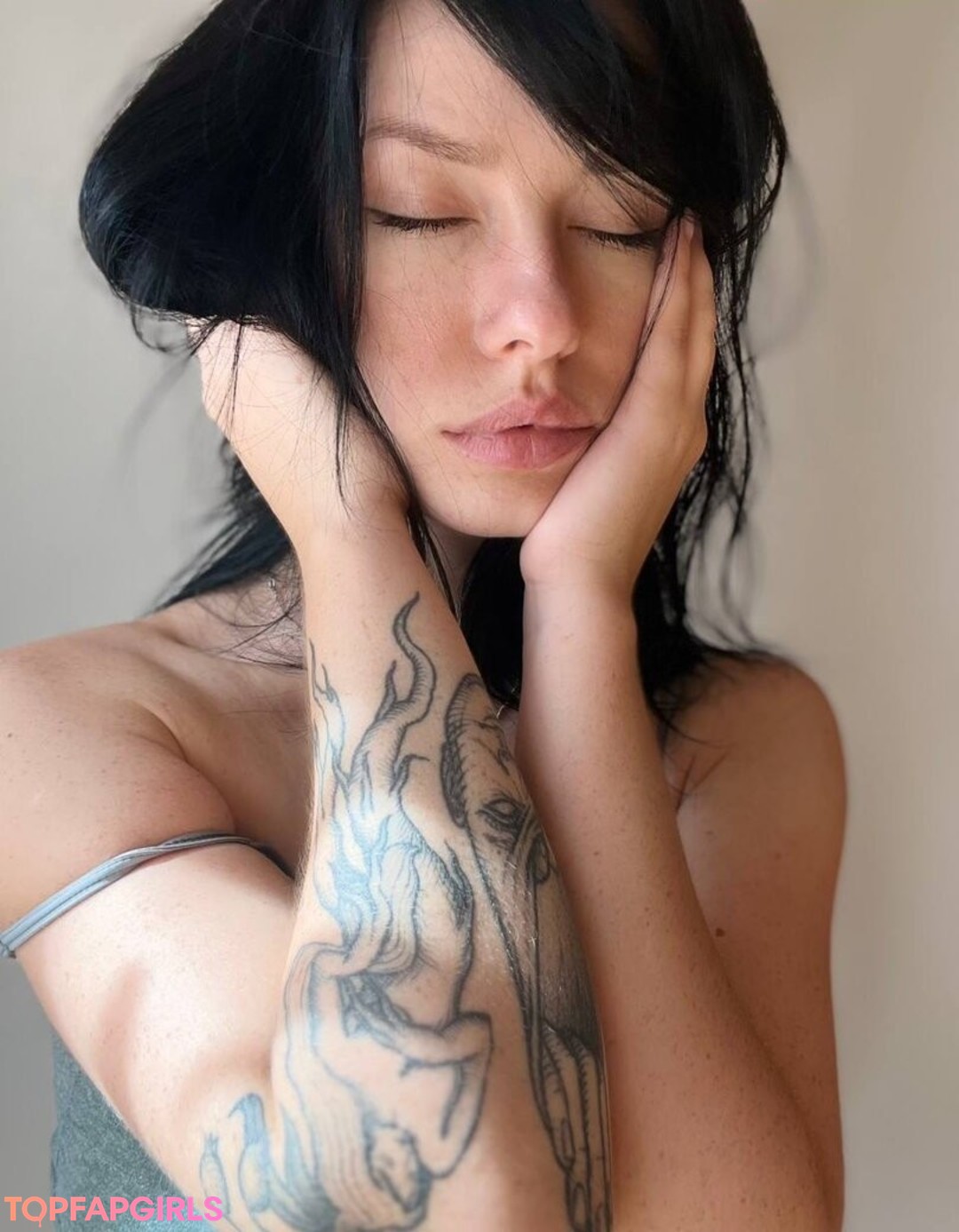 Foto desnuda filtrada de OnlyFans de Innervus #1621