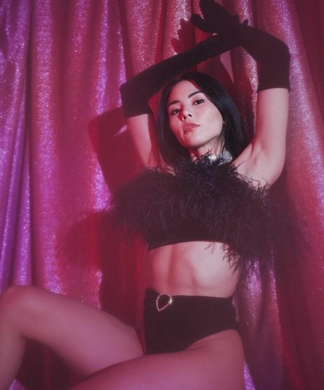 Anna Akana