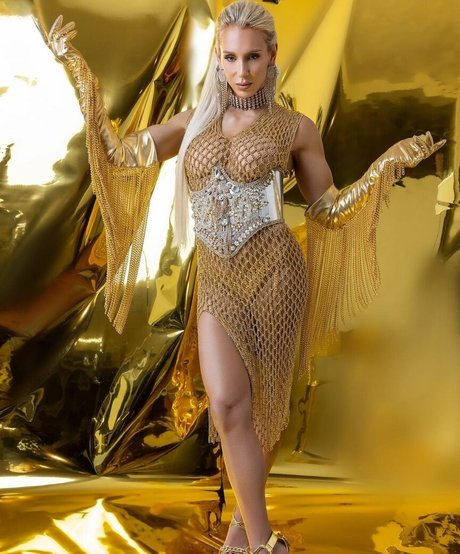Charlotte Flair
