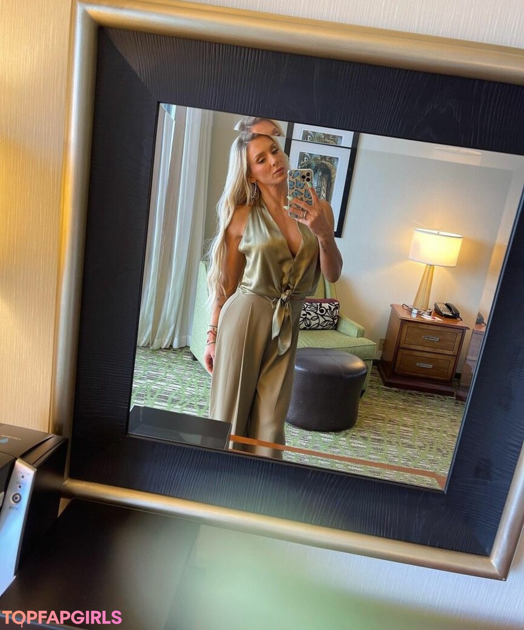 Foto desnuda filtrada de OnlyFans de Charlotte Flair #277 Foto desnuda filtrada de OnlyFans de Charlotte Flair #277