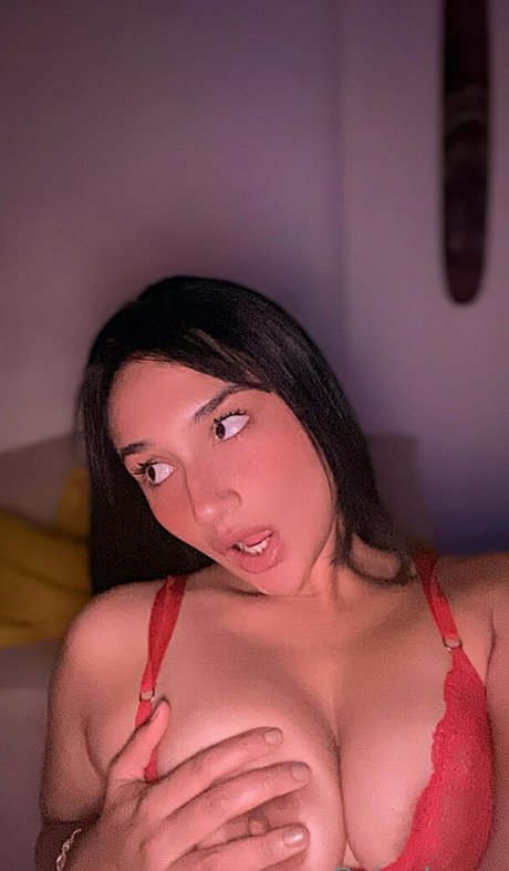 Holly.bratty