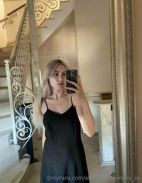 Aliceinwonderlandxo