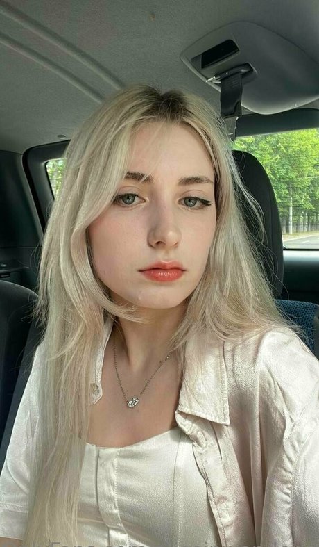 Aliceinwonderland_xo