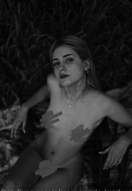 Aliceinwonderland_xo