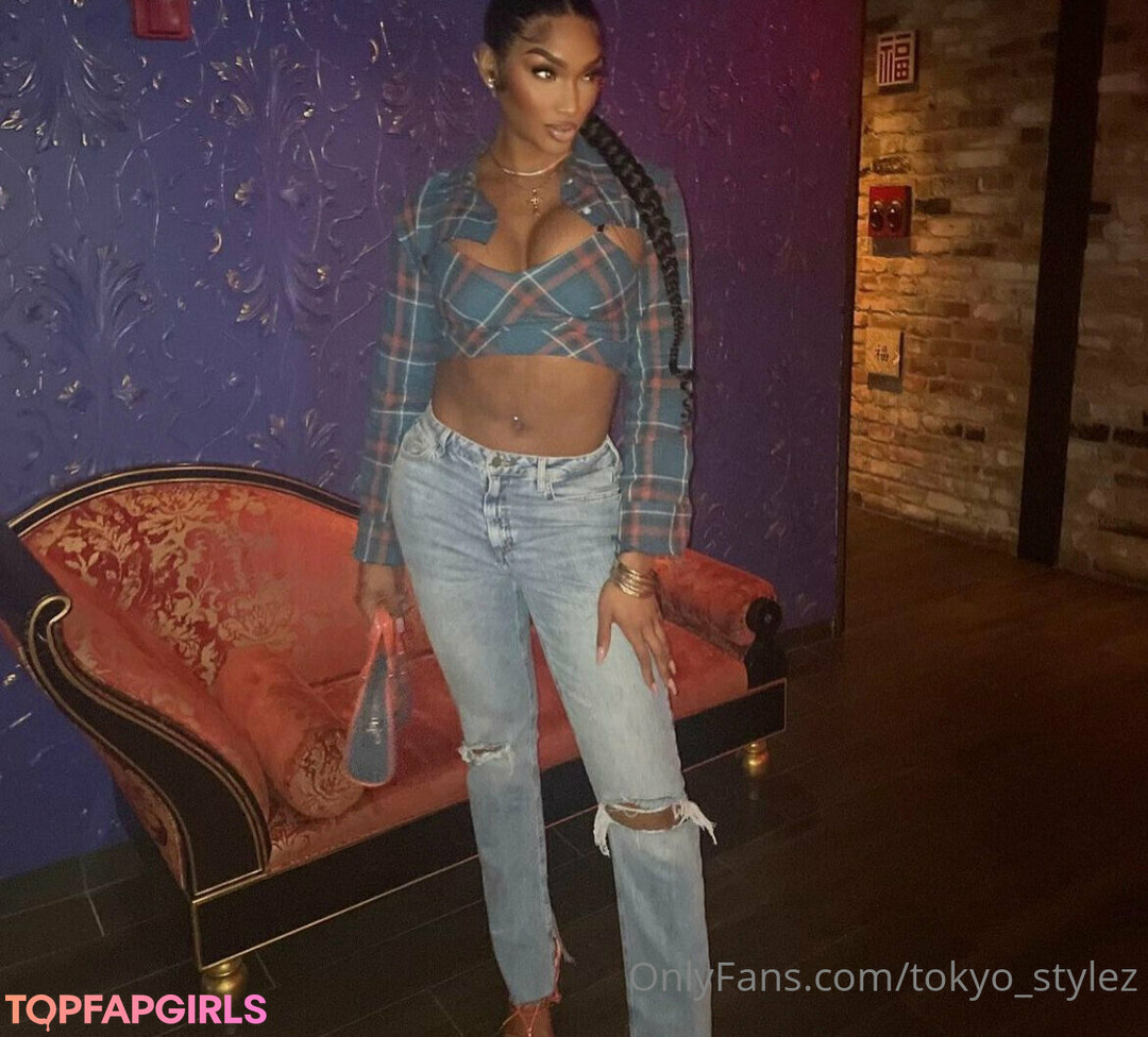 Foto desnuda filtrada de OnlyFans de Tokyo Stylez #105 Foto desnuda filtrada de OnlyFans de Tokyo Stylez #105