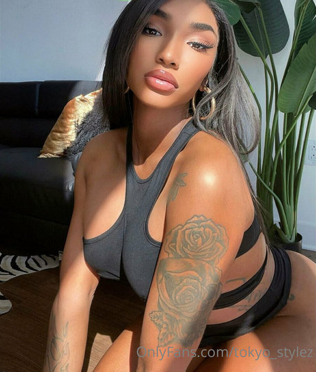 Foto desnuda filtrada de OnlyFans de Tokyo Stylez