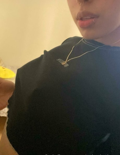 Mia_latinaa