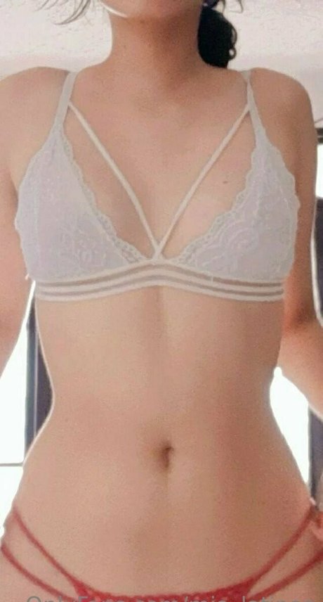 Mia_latinaa