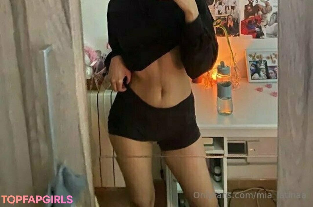 Foto desnuda filtrada de OnlyFans de Mialatinaa #78 Foto desnuda filtrada de OnlyFans de Mialatinaa #78