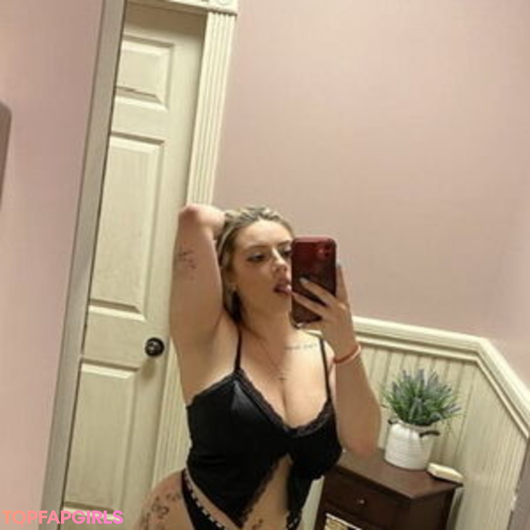 Foto desnuda filtrada de OnlyFans de Alicortese #7 Foto desnuda filtrada de OnlyFans de Alicortese #7