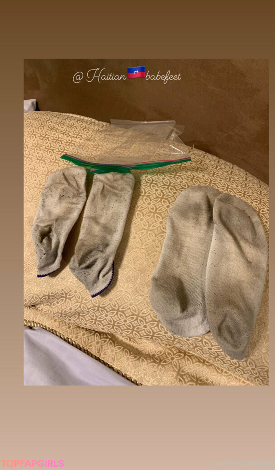 Foto desnuda filtrada de OnlyFans de Haitianbabefeet #36 Foto desnuda filtrada de OnlyFans de Haitianbabefeet #36