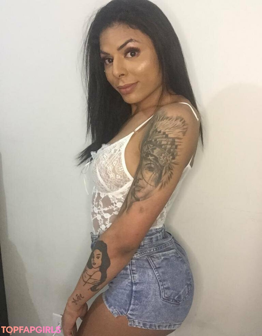 Foto desnuda filtrada de OnlyFans de Emilysales19 #49 Foto desnuda filtrada de OnlyFans de Emilysales19 #49