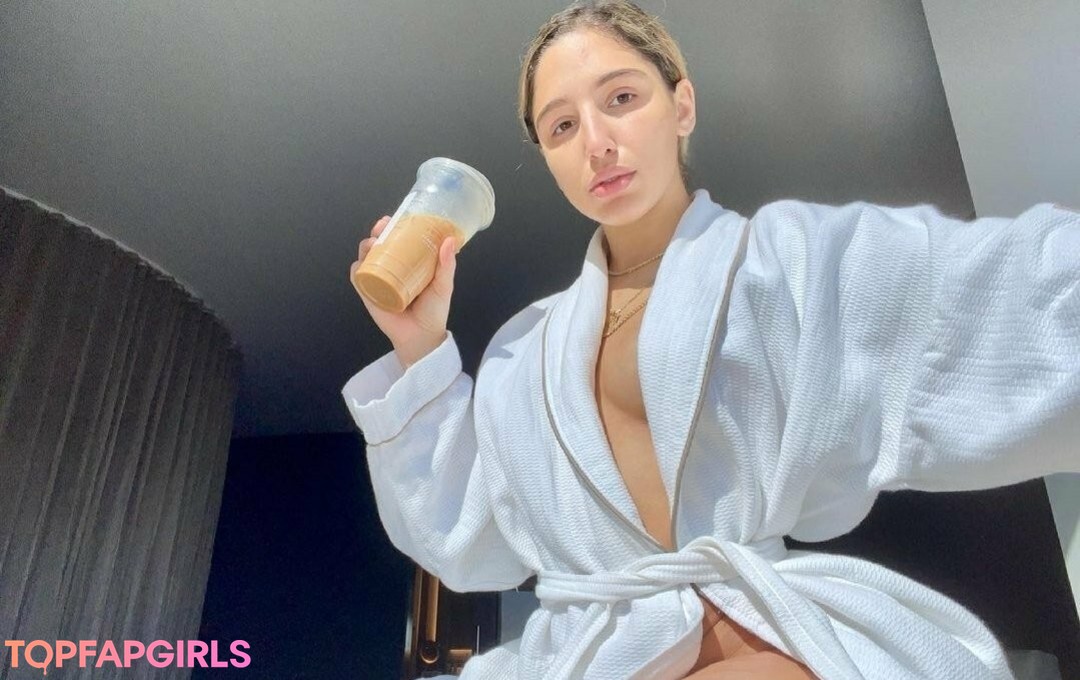 Foto desnuda filtrada de OnlyFans de Abelladanger #18 Foto desnuda filtrada de OnlyFans de Abelladanger #18