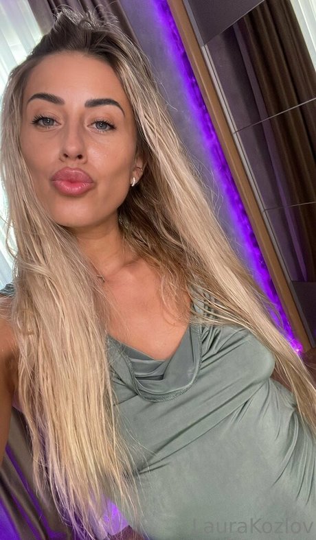 Foto desnuda filtrada de OnlyFans de Laurakozlovvfree