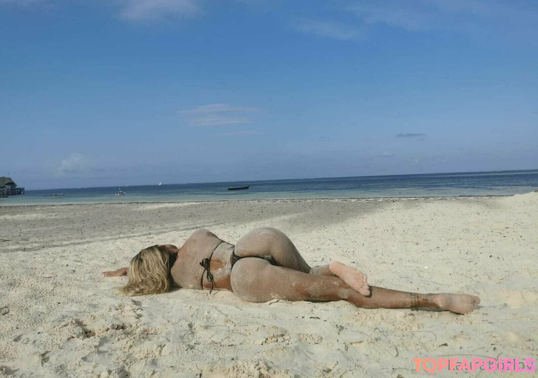 Foto desnuda filtrada de OnlyFans de Laurakozlovvfree #76 Foto desnuda filtrada de OnlyFans de Laurakozlovvfree #76