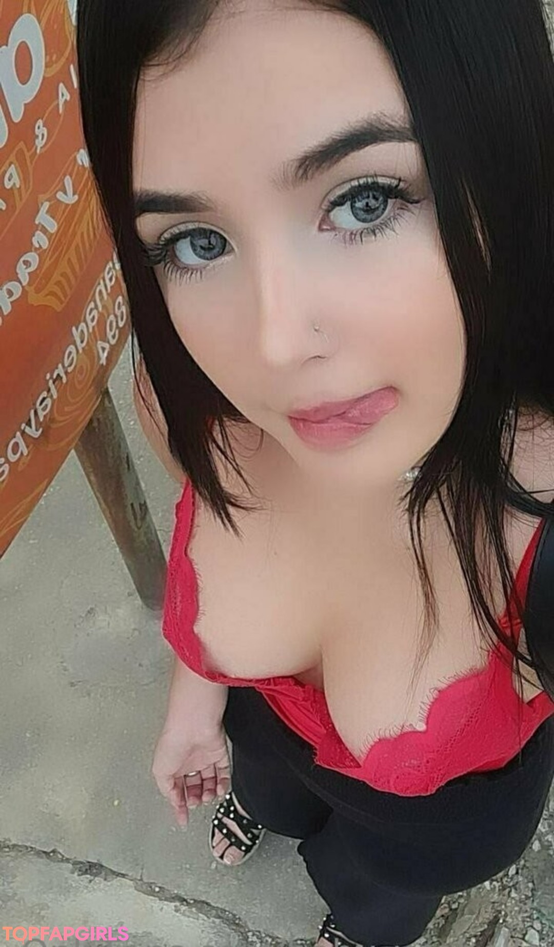 Foto desnuda filtrada de OnlyFans de Babyysabella #14 Foto desnuda filtrada de OnlyFans de Babyysabella #14