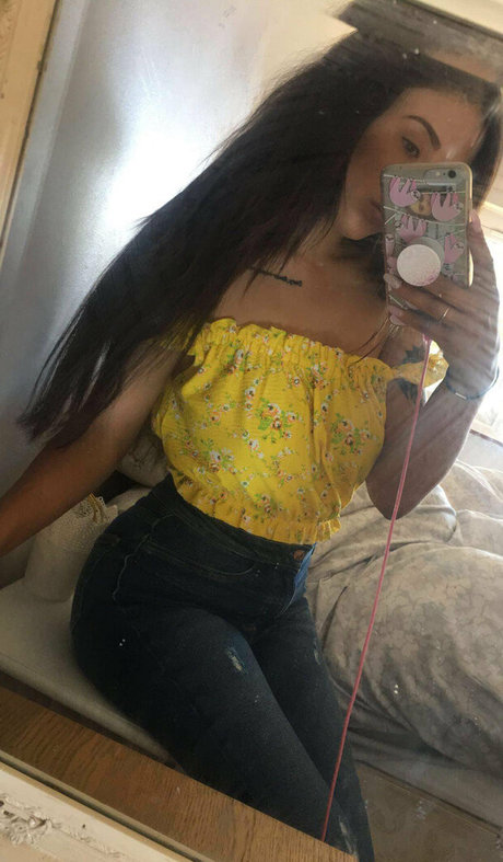Foto desnuda filtrada de OnlyFans de Lilybabyxo